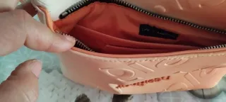 Mochila Desigual Naranja y Beis