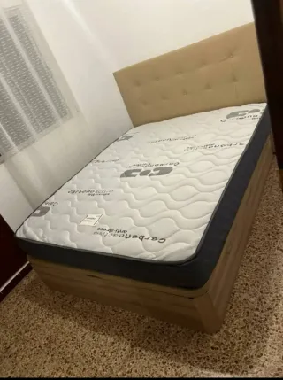 Canapés y colchones nuevos