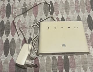 Router Huawei B311-221 4G Inalámbrico
