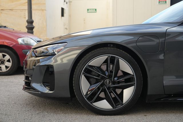 Audi e-tron GT 60 quattro