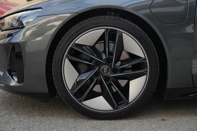 Audi e-tron GT 60 quattro