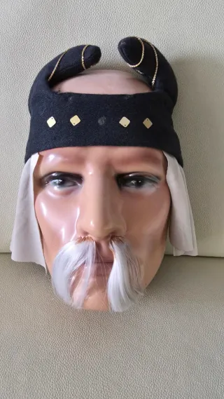 Máscara Decorativa Negra y Dorada