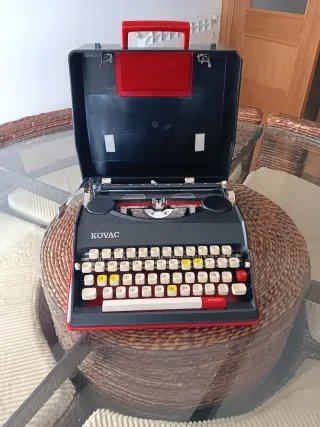 Máquina Escribir Kovac M-102 Vintage