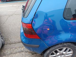 Volkswagen Golf 2004