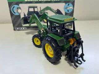 Tractor JOHN DEERE 3350 con pala Ertl 1/33