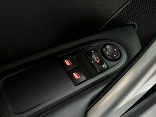 Peugeot RCZ 2.0 HDi 160cv