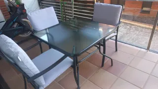 Mesa y 4 Sillas Jardín Cristal Metal