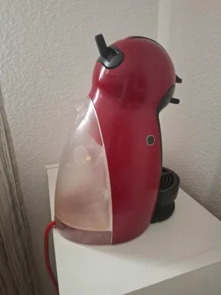 Cafetera Nescafé Dolce Gusto Roja