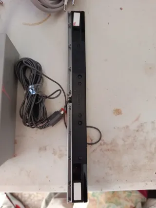 Nintendo Wii: Mando, Adaptador, Cables y Antena