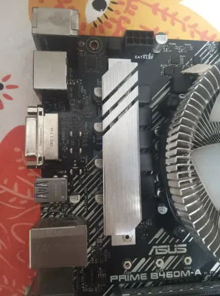 OCASIÓN B460M-A + i5 10400F + Disipador