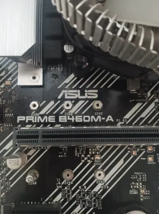 OCASIÓN B460M-A + i5 10400F + Disipador