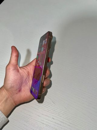 iPhone 16 PRO MAX - Poco uso - Negociable