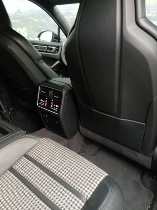 Porsche Cayenne Coupé -