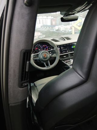 Porsche Cayenne Coupé -