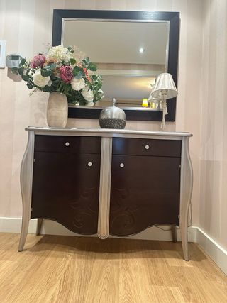 Recibidor de entrada moderno