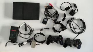 Consola PlayStation 2 Negra + Mandos y Cables