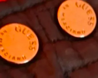 Chaqueta Guess Negra Corta