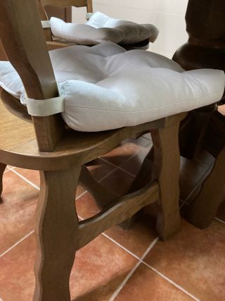 Mesa y 4 Sillas Roble Macizo Holandesa