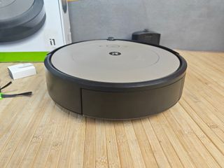 Robot Aspirador iRobot Roomba i1 152