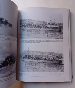 Cincuenta Años De Retrato Naval Militar (1870-1...