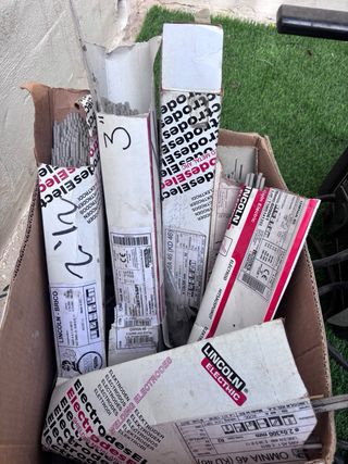 Soldadora de electrodo AC 7250 + careta