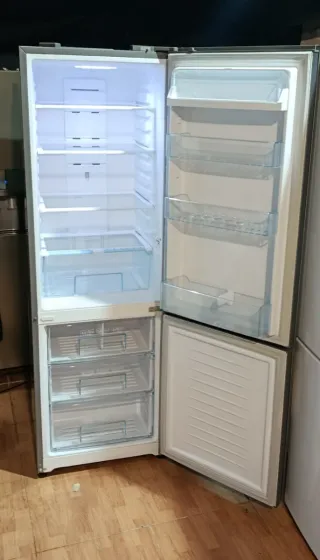 Frigorífico Daewoo 187x60 cm