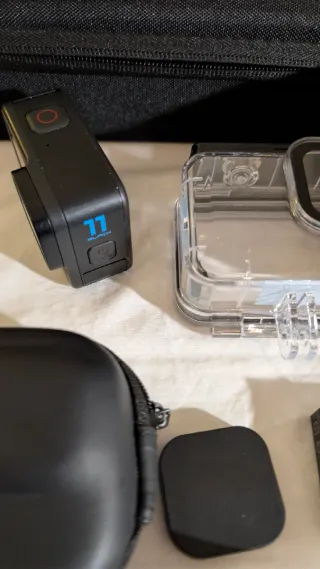GoPro Hero 11 + Accesorios