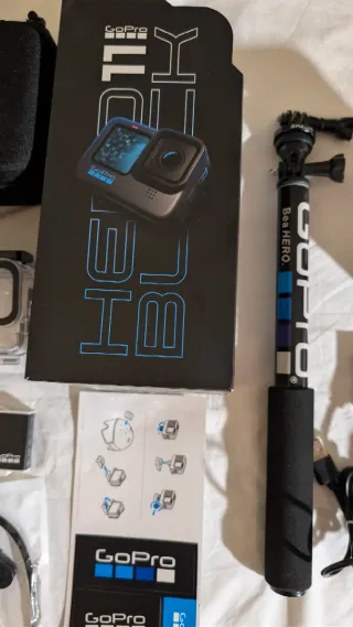 GoPro Hero 11 + Accesorios