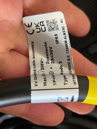 Cable de carga coche eléctrico