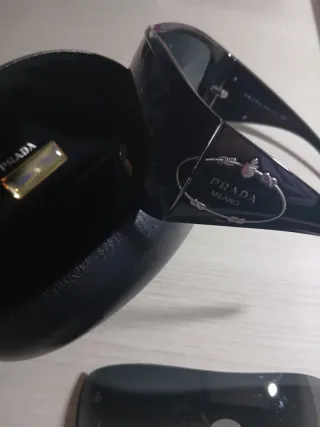 Occhiali da sole Prada neri