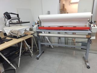 Maquinaria para taller de rotulación completo