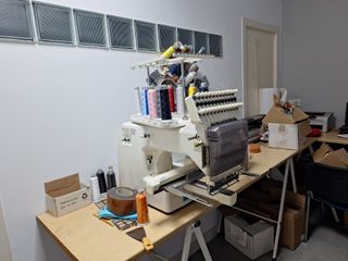 Maquinaria para taller de rotulación completo