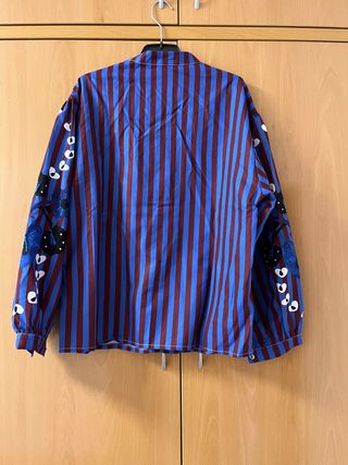 Camisa rayas azul y burdeos con volante