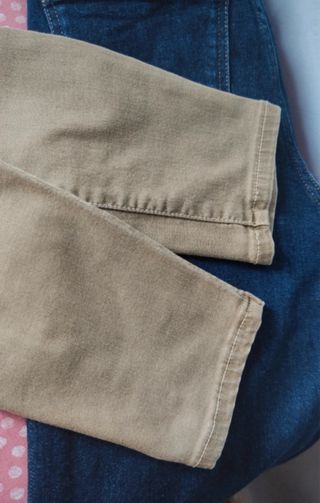 Pantalón vaquero verde roto