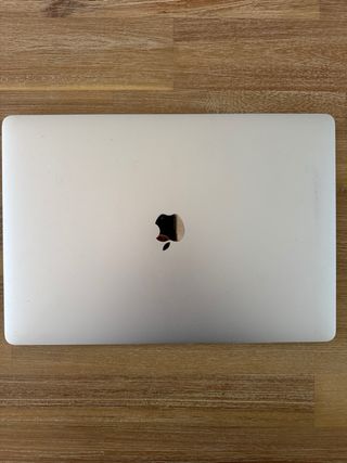 MacBook Pro 15 2.8GHz Quad-Core Intel i7