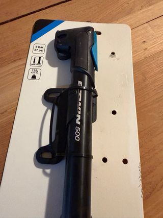 Bomba Aire Manual Btwin 500