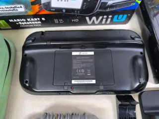 Nintendo Wii U + Giochi e Accessori