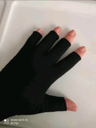 Guantes sin dedos negros