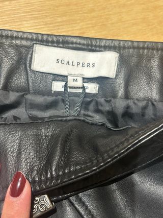 Falda Mini Piel Scalpers Talla M sin estrenar