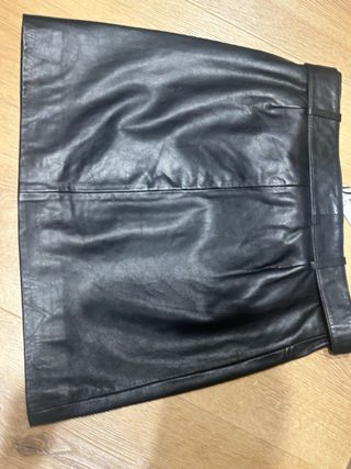 Falda Mini Piel Scalpers Talla M sin estrenar
