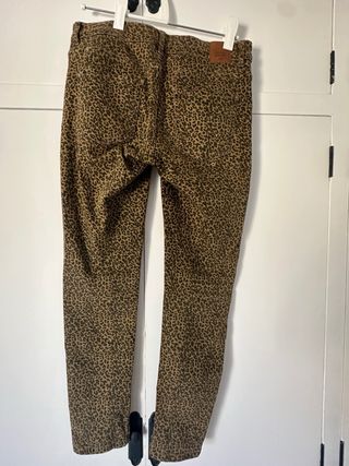Vaquero de Zara animal print