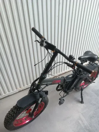 //Bicicleta Eléctrica Plegable Argento GT P1Y1212