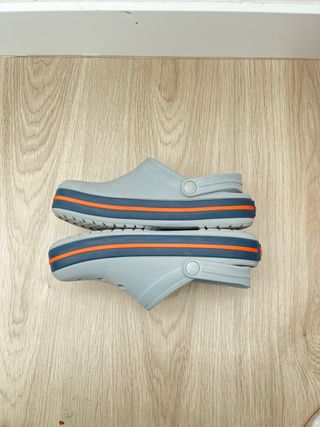 Crocs niño gris T 36/37
