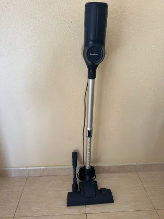 Aspiradora SilverCrest azul