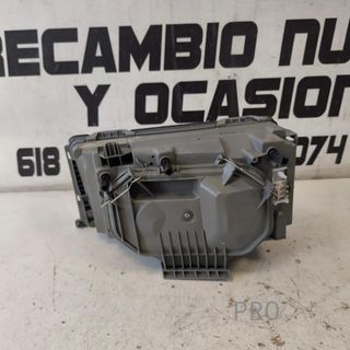 FARO DERECHO MERCEDES W124 NUEVO 10113062001