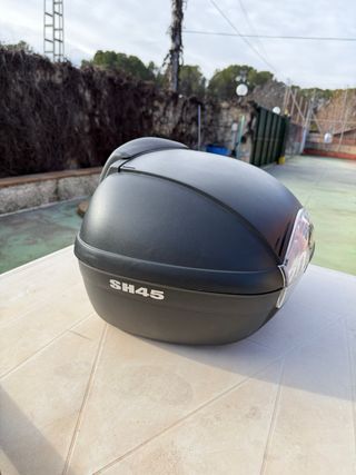 Maleta Shad SH45 + Kit Fijación Honda Hornet 600