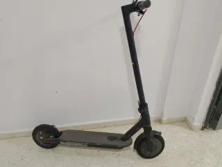 Patinete Eléctrico Xiaomi. Para arreglar o piezas.