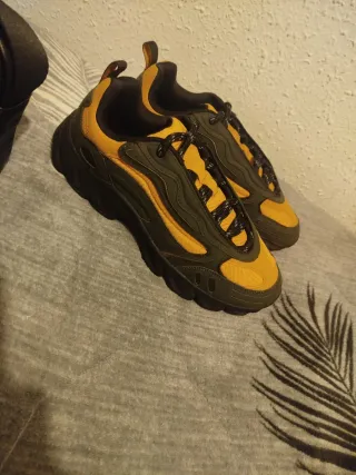 ZAPATILLAS ZARA TALL 42 ➕ BANDOLERA Y CARTERA