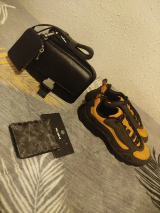 ZAPATILLAS ZARA TALL 42 ➕ BANDOLERA Y CARTERA