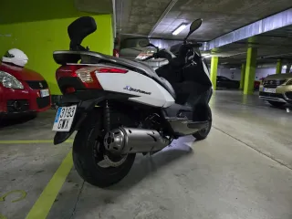 Kymco Superdink 125cc Maxiscooter